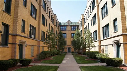 2338 N Spaulding Avenue - Photo 0