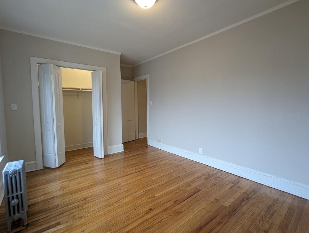 2338 N Spaulding Avenue - Photo 19