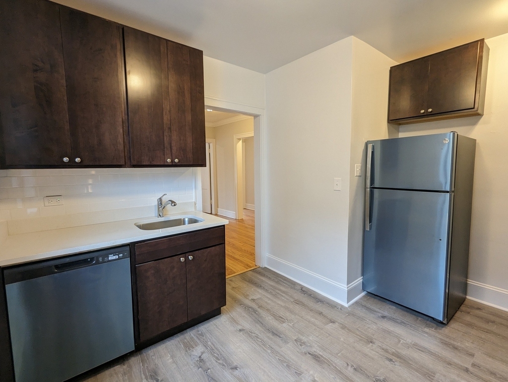2338 N Spaulding Avenue - Photo 27