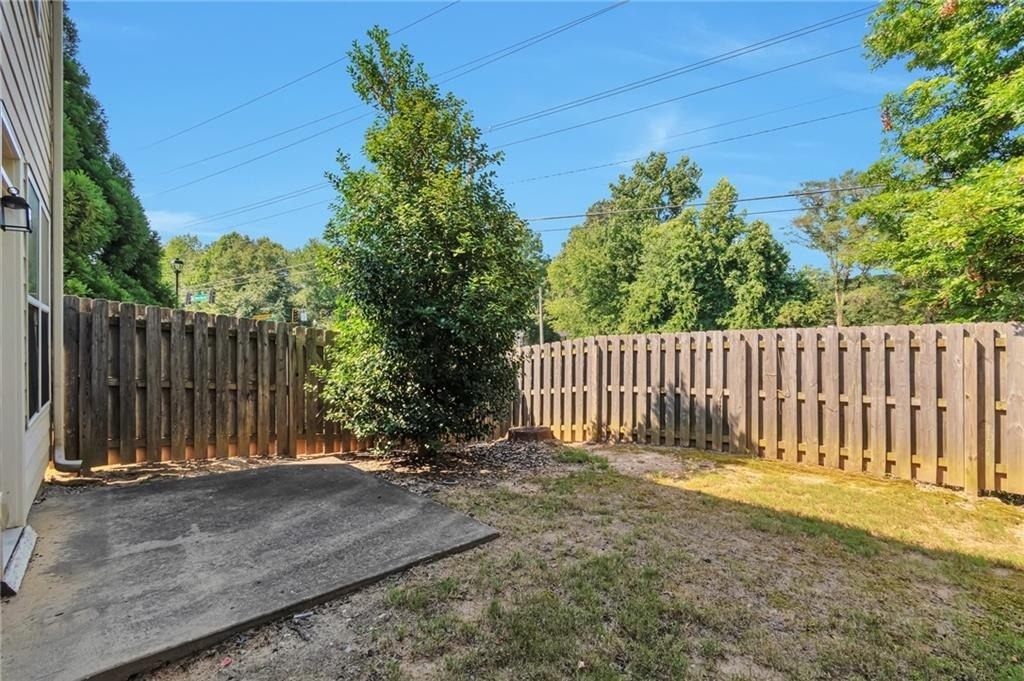 566 Jody Place - Photo 6