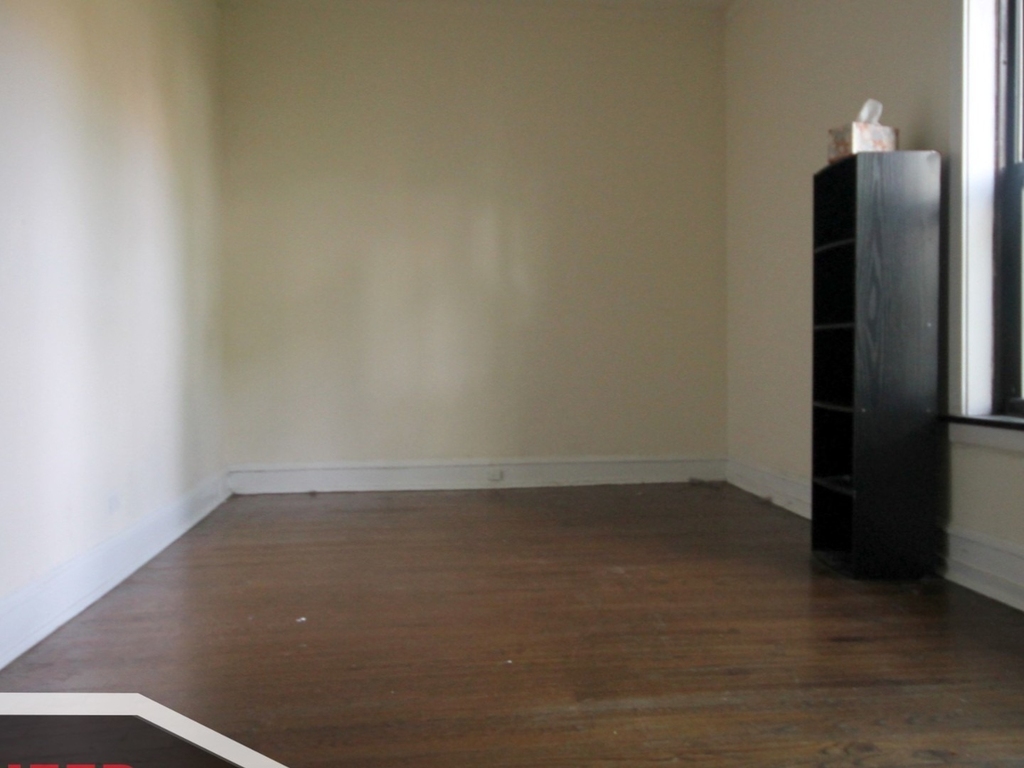 2426 N Sawyer Avenue - Photo 7