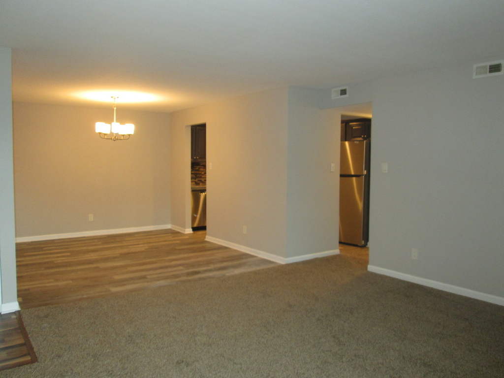 800 Brook Drive - Photo 6