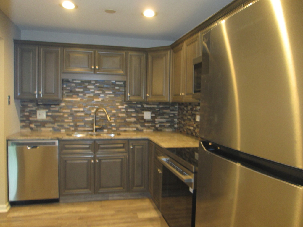 800 Brook Drive - Photo 7