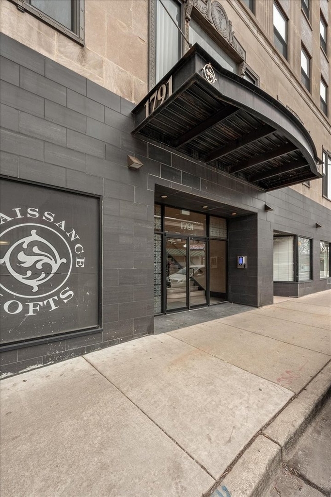 1791 W Howard Street - Photo 2