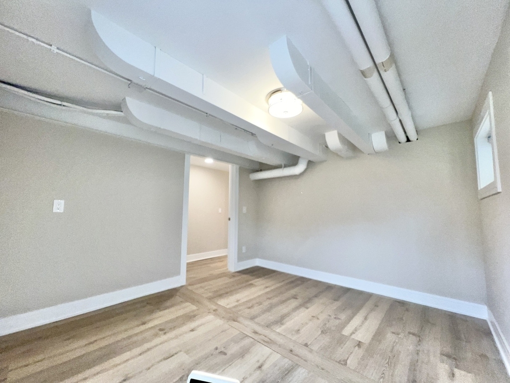 5547 N Central Avenue - Photo 12