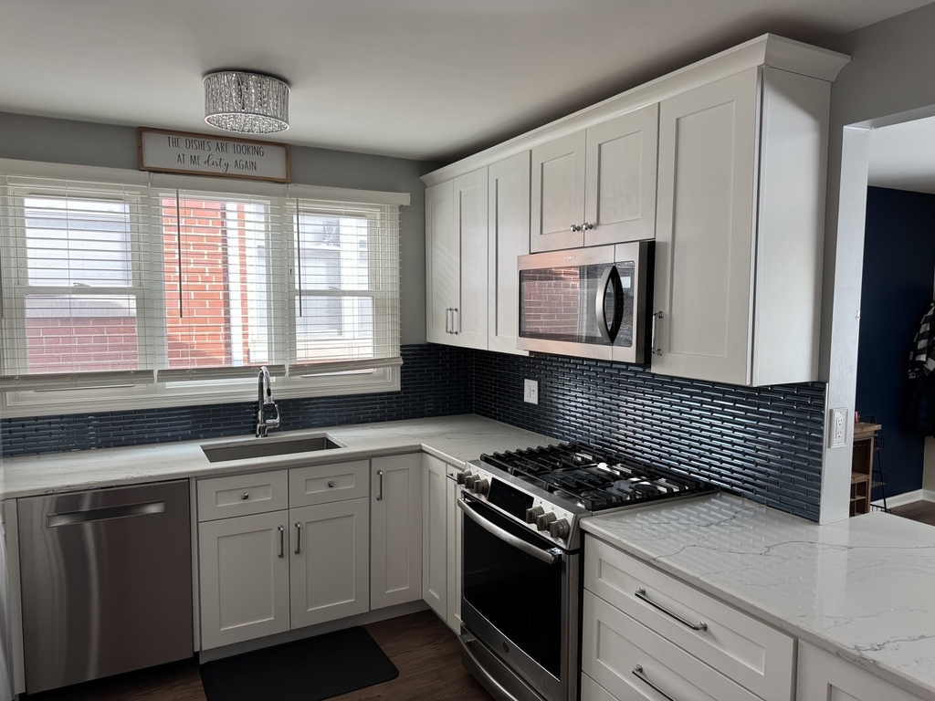 2524 W 109th Place - Photo 6