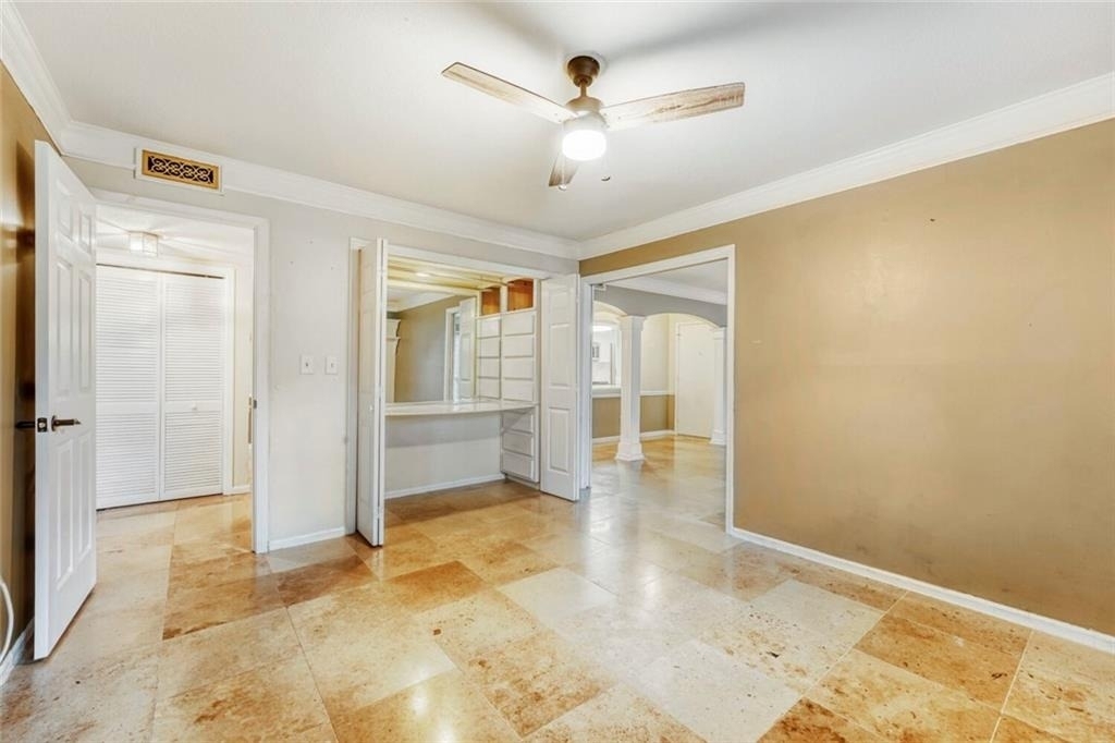 6851 Roswell Road - Photo 9