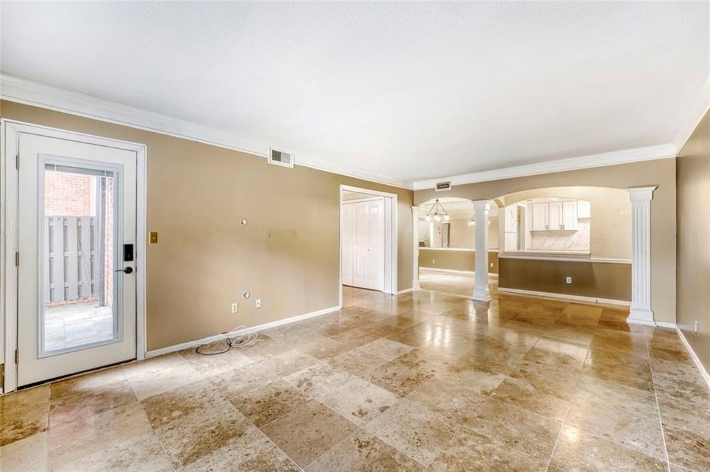 6851 Roswell Road - Photo 6