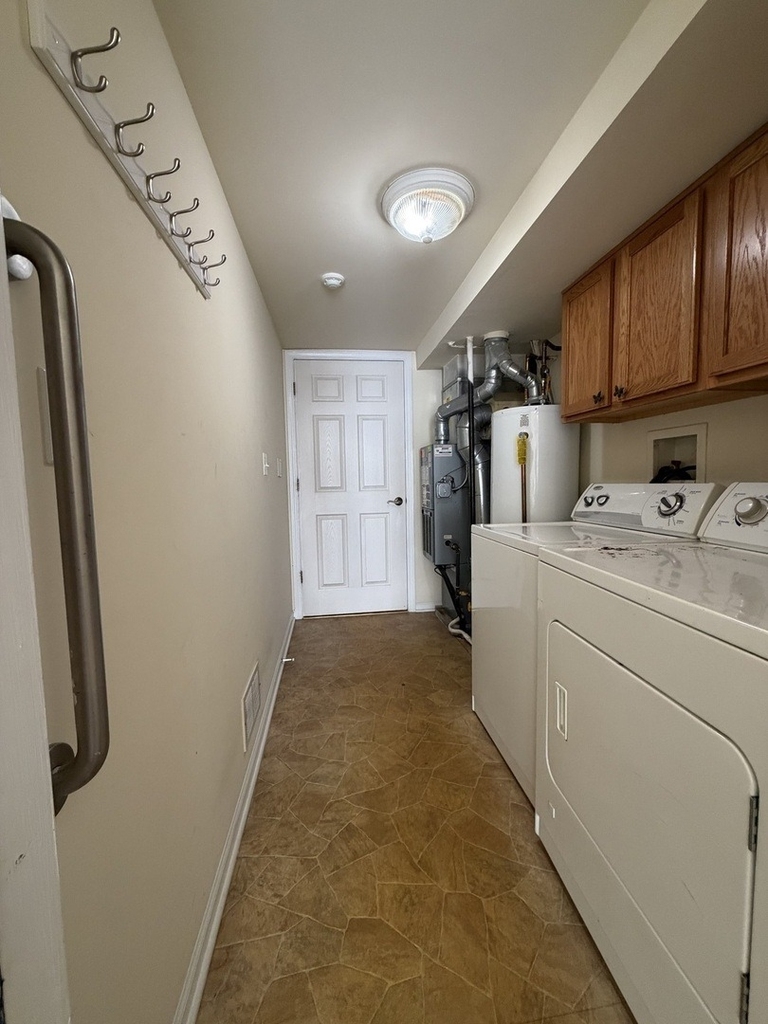 2219 Waterleaf Court - Photo 3