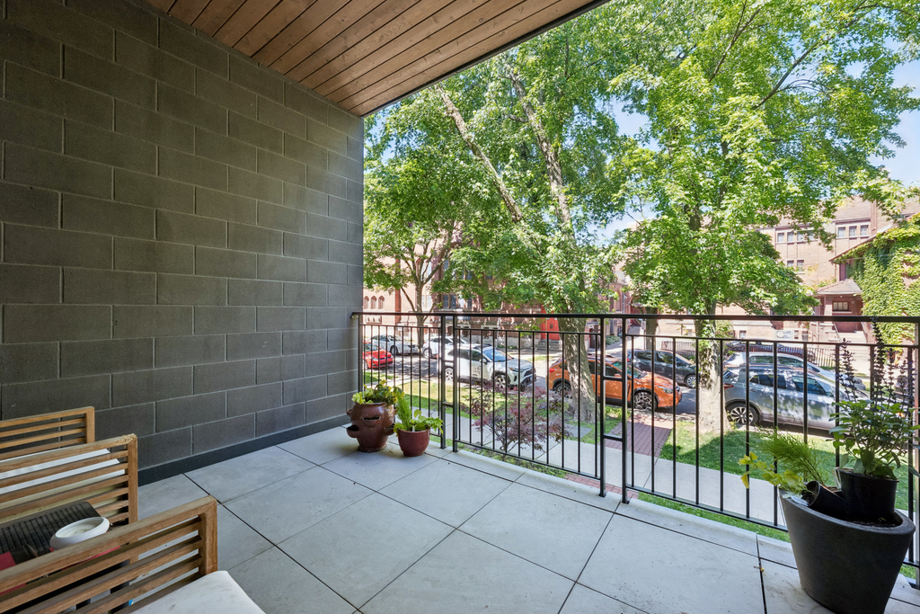 5945 N Magnolia Avenue - Photo 9