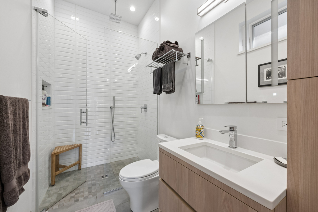 5945 N Magnolia Avenue - Photo 4