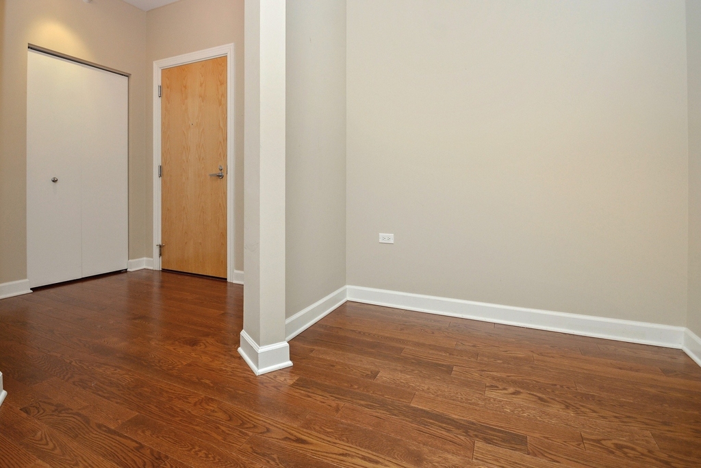 1629 S Prairie Avenue - Photo 7