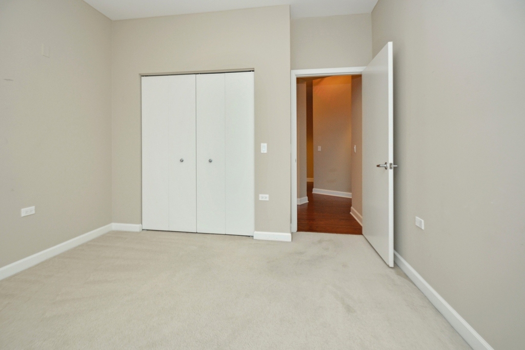 1629 S Prairie Avenue - Photo 11
