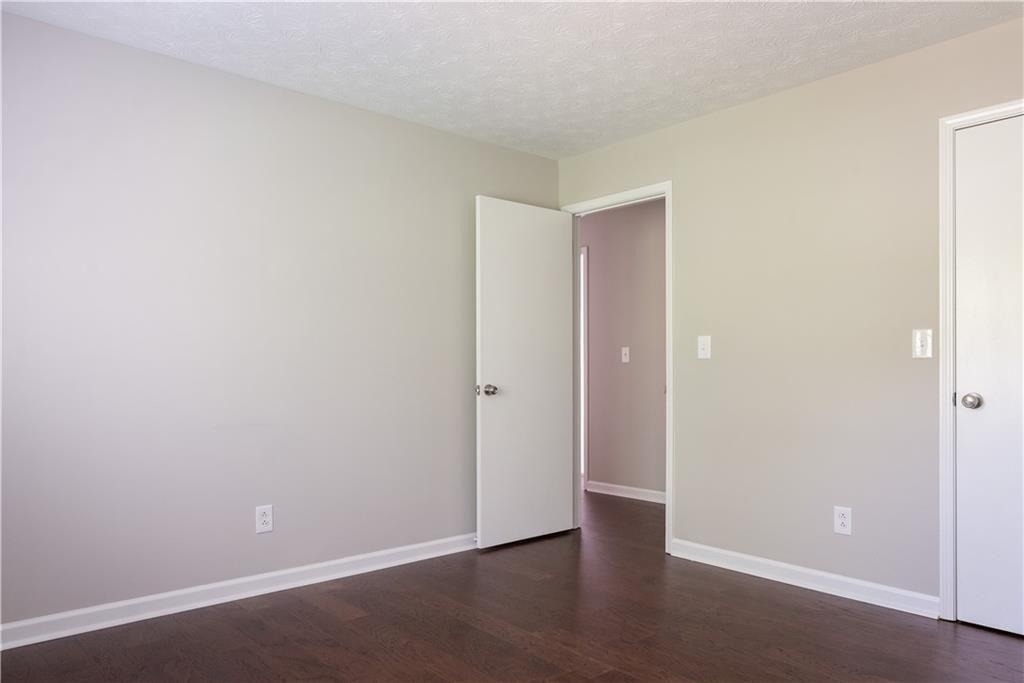 401 Freshman Drive - Photo 17