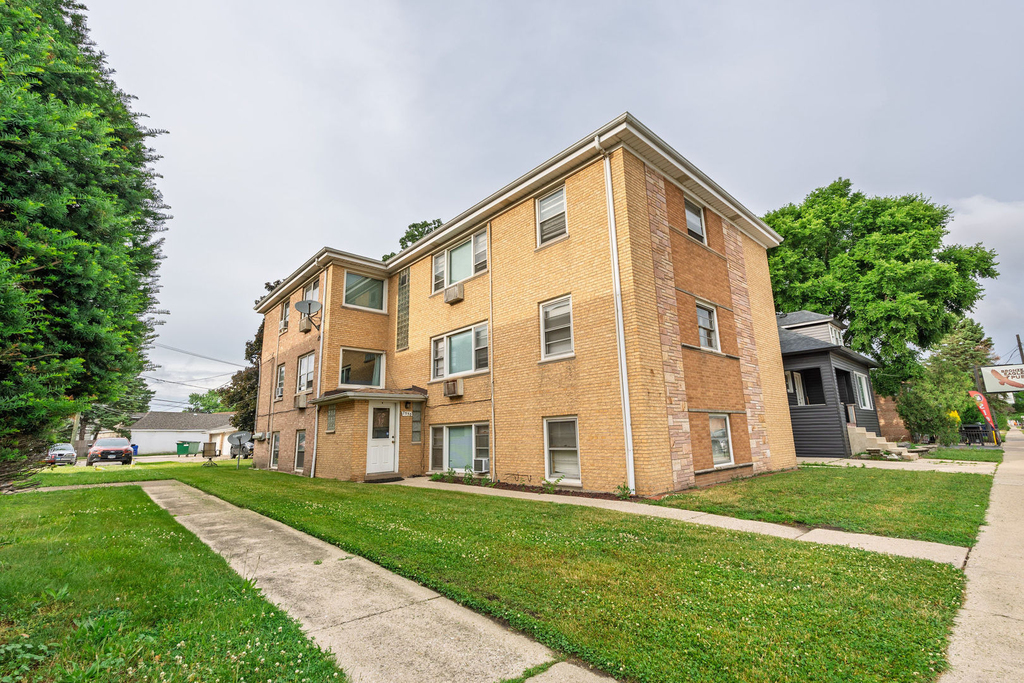 7330 39th Street - Photo 0