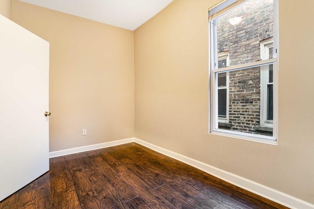 6438 S Eberhart Avenue - Photo 10