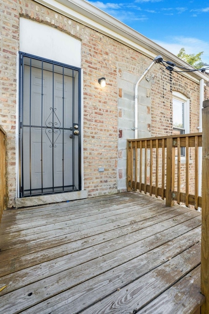 6438 S Eberhart Avenue - Photo 14