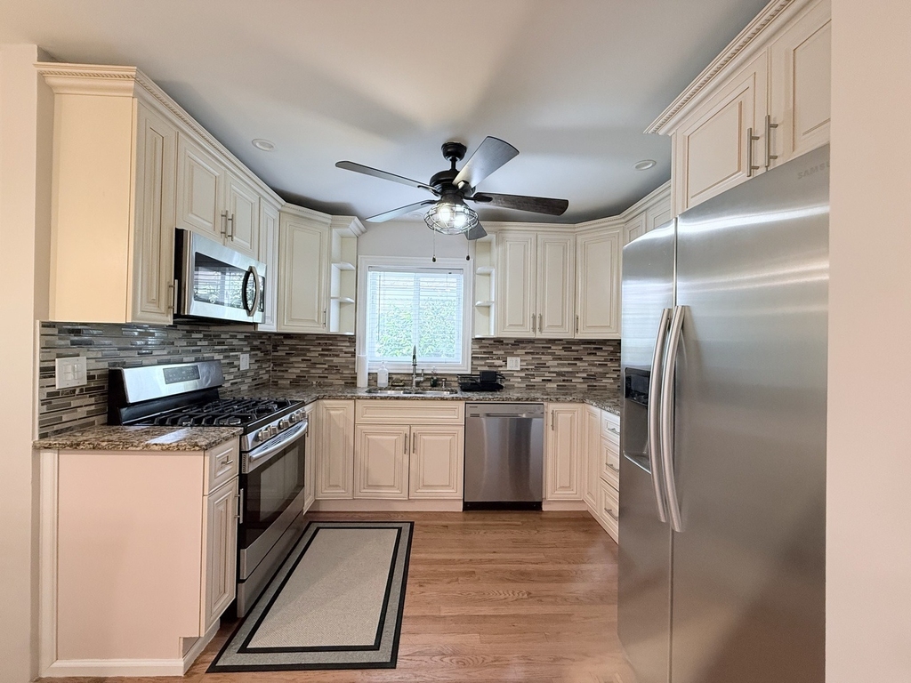 4528 Grace Street - Photo 18