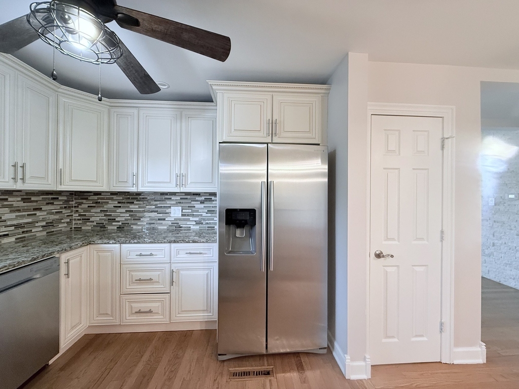 4528 Grace Street - Photo 19