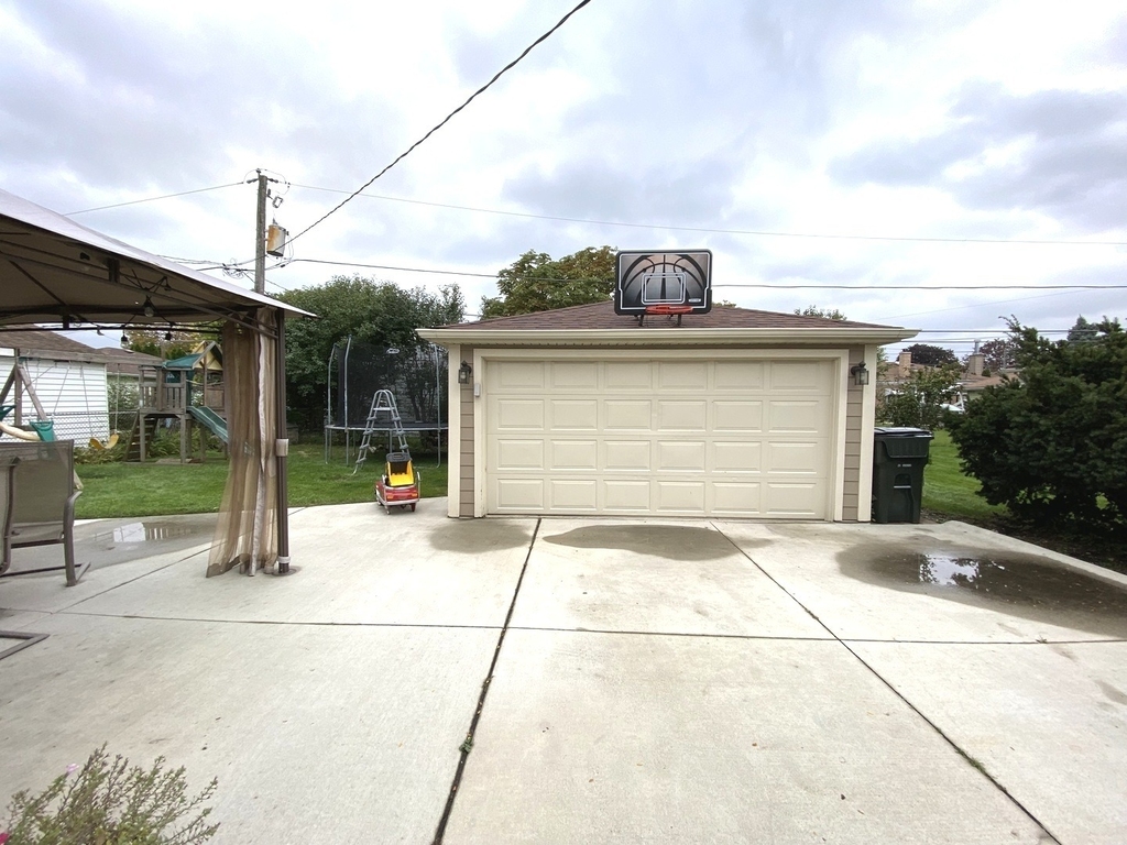 4528 Grace Street - Photo 3