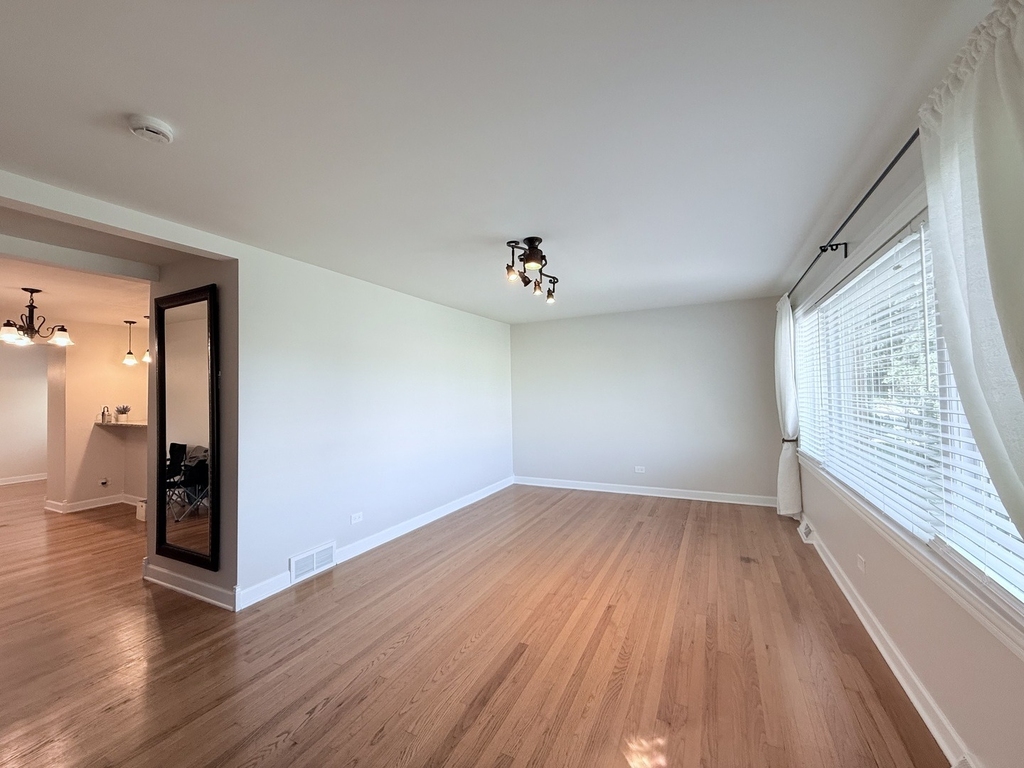 4528 Grace Street - Photo 15