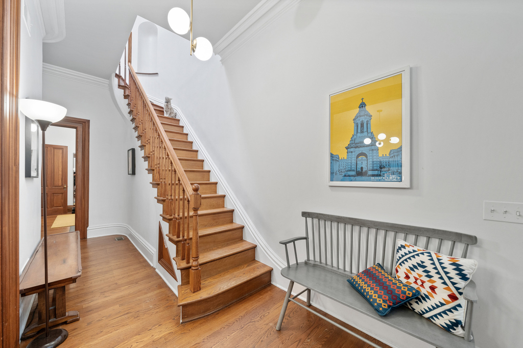 2110 N Dayton Street - Photo 2
