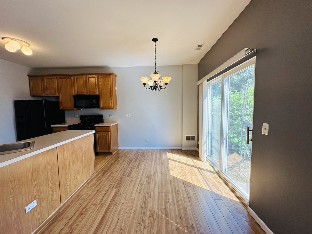 4121 Blackstone Drive - Photo 5
