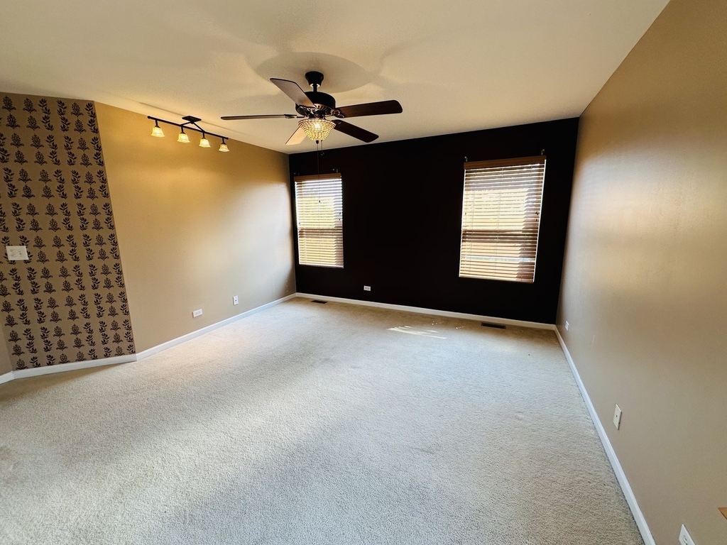 4121 Blackstone Drive - Photo 12