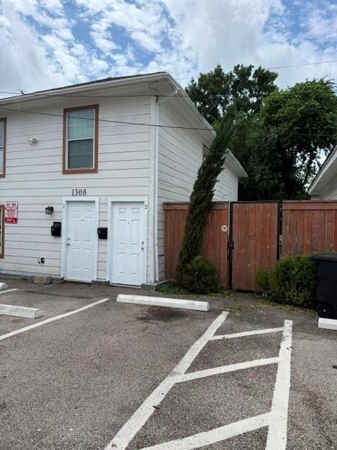 1308 Genova Street - Photo 18