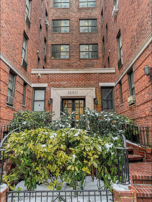 1680 York Avenue - Photo 0