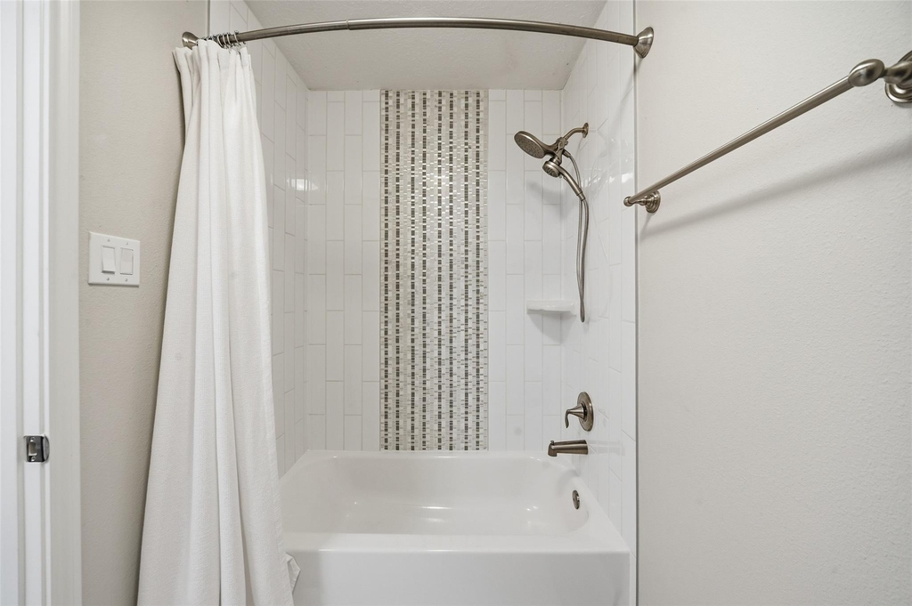 1427 Scharpe Street - Photo 33
