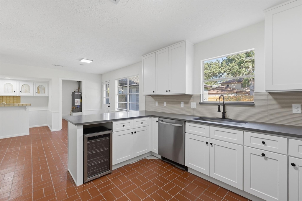 3930 Cypress Hill Drive - Photo 17
