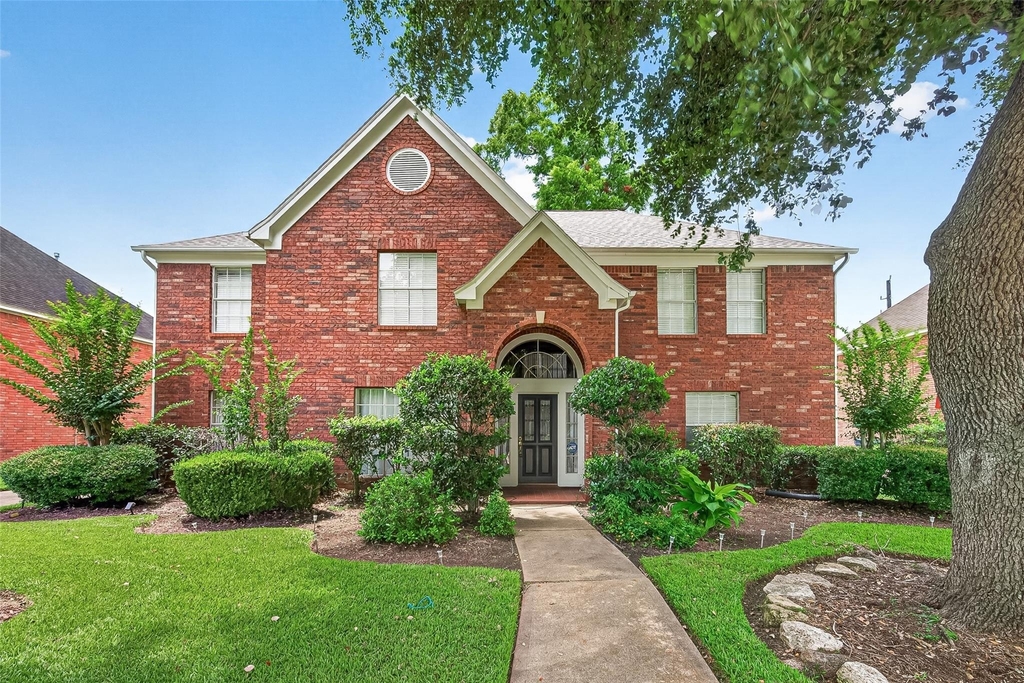 4506 Warwick Drive - Photo 1