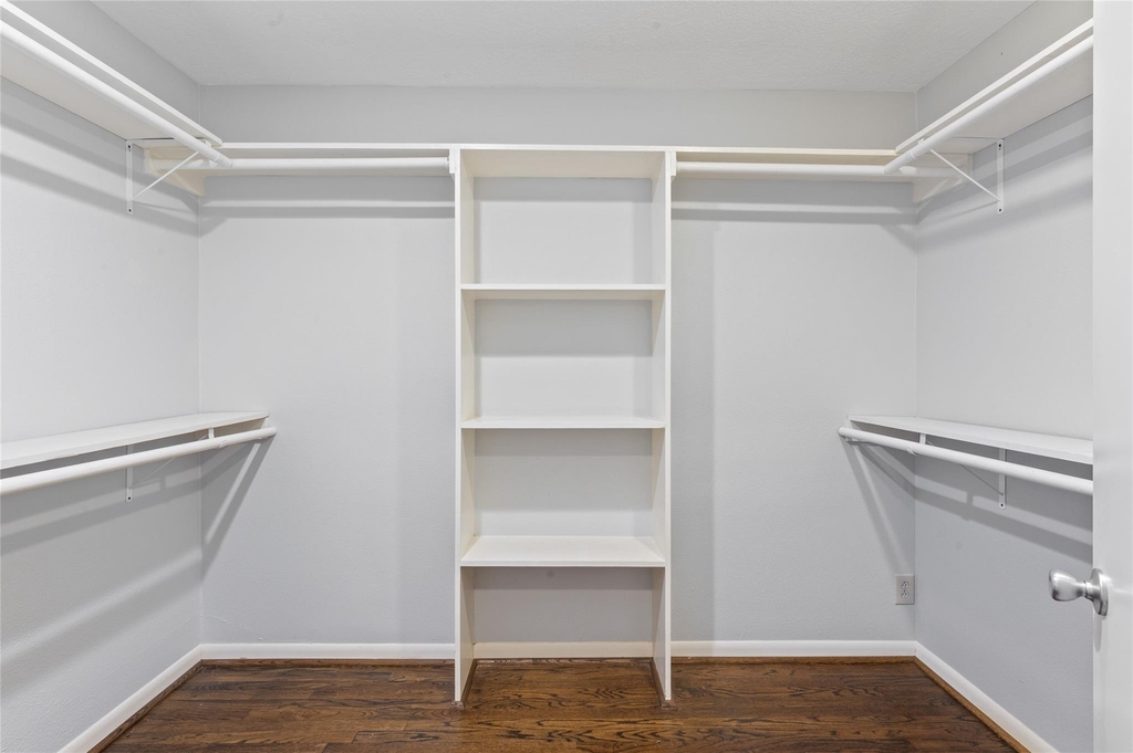 118 E Thornton Road - Photo 10