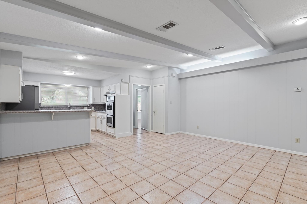 118 E Thornton Road - Photo 6