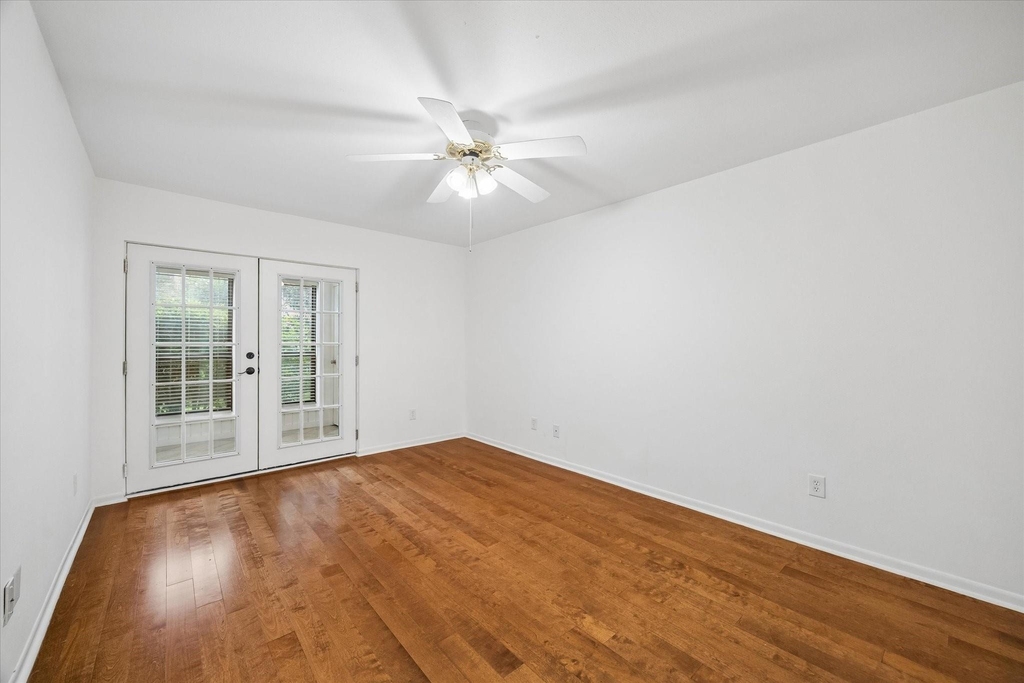 1601 S Shepherd Drive - Photo 3