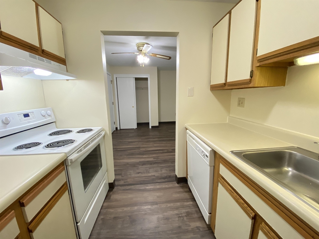 167 Eastern - Photo 6