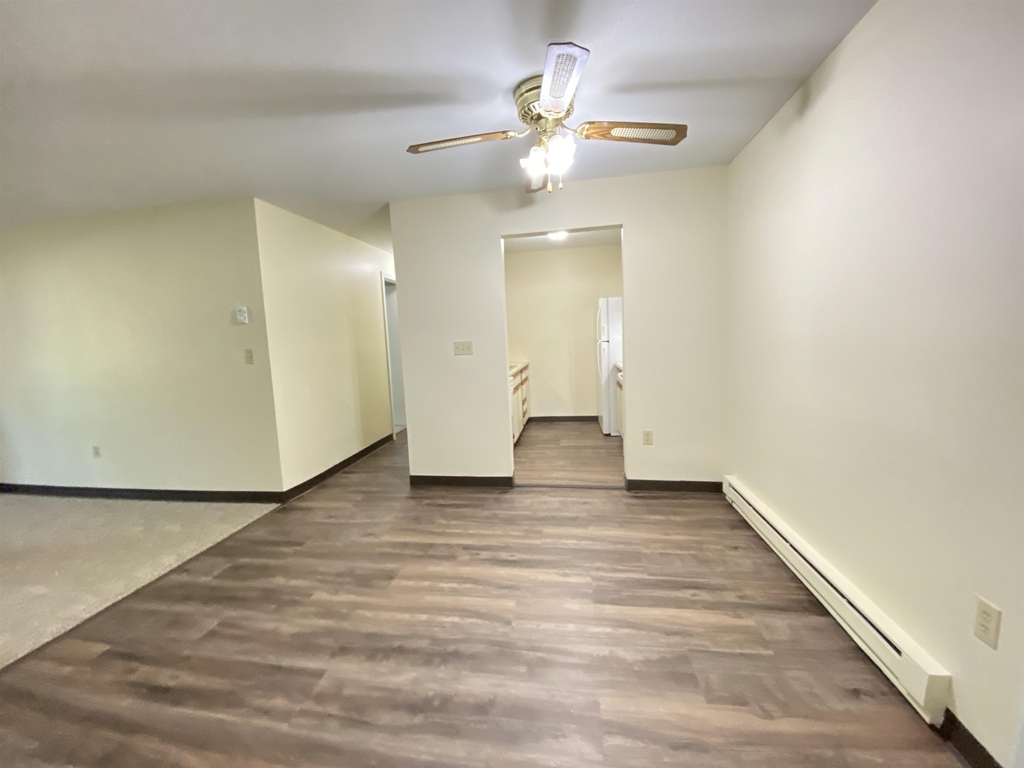 167 Eastern - Photo 12