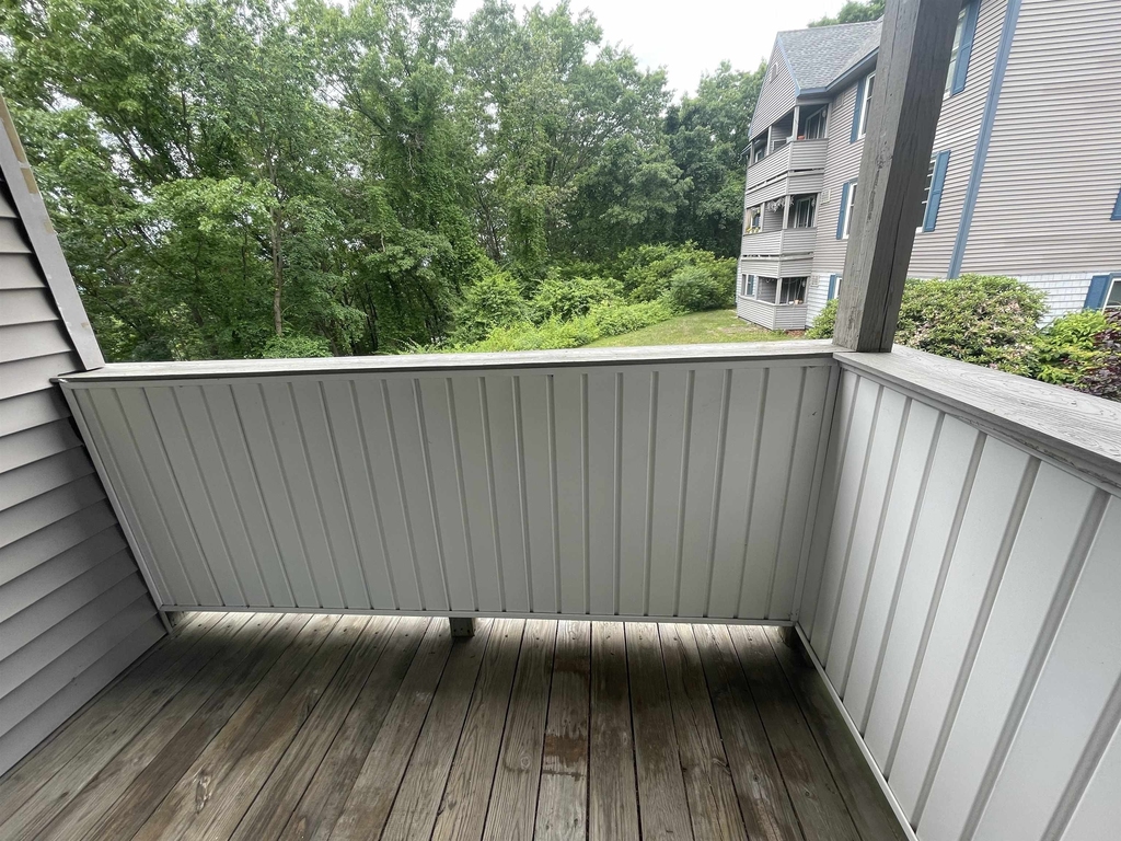 167 Eastern - Photo 17