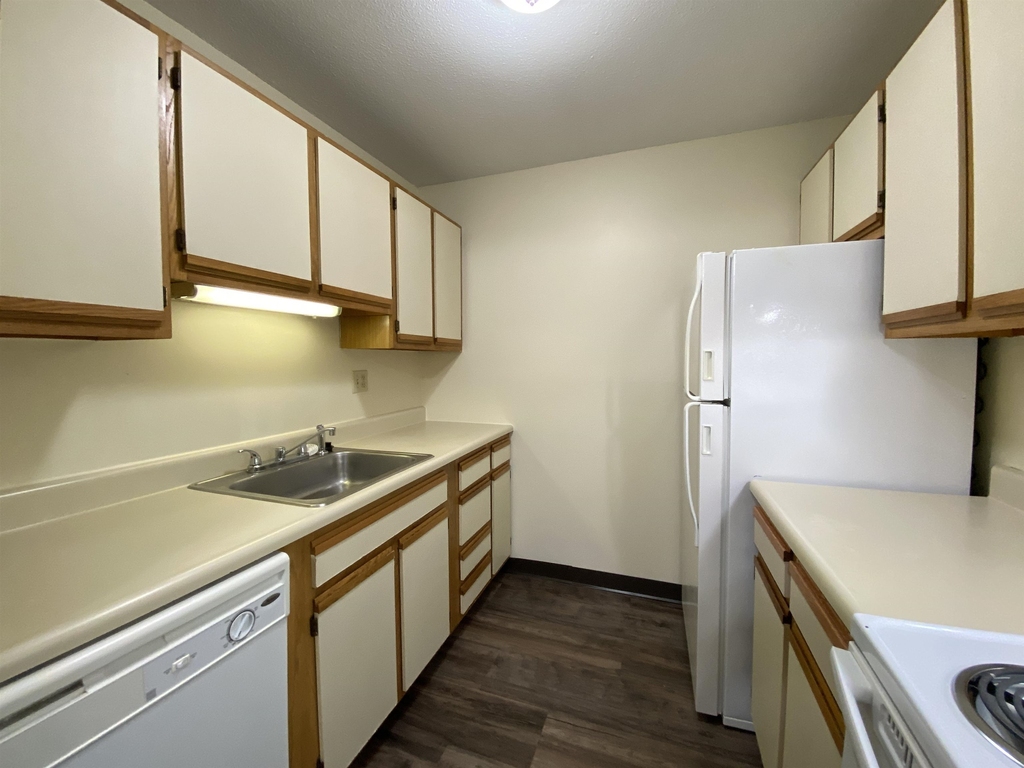 167 Eastern - Photo 9