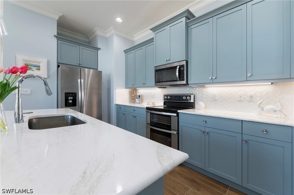 7270 Saona Court - Photo 7