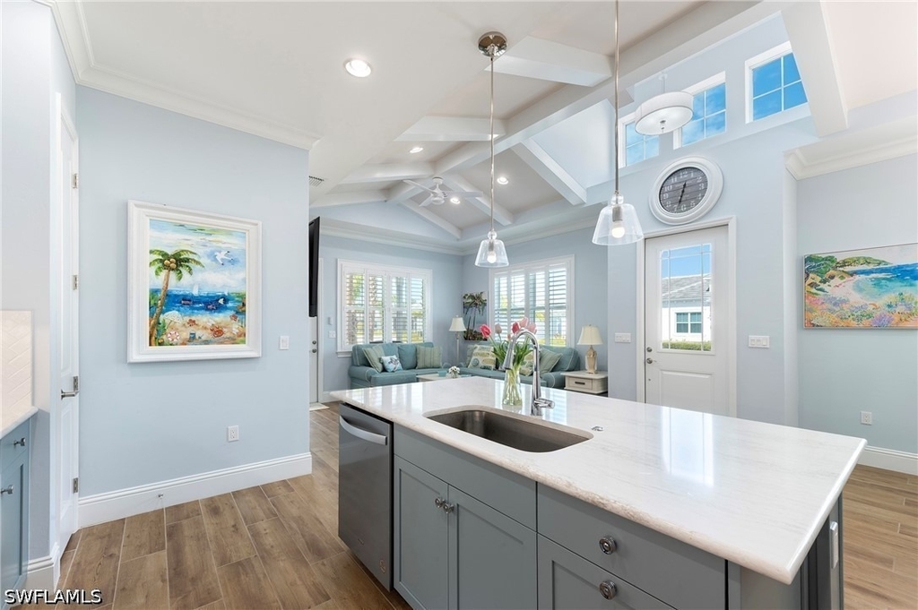 7270 Saona Court - Photo 6