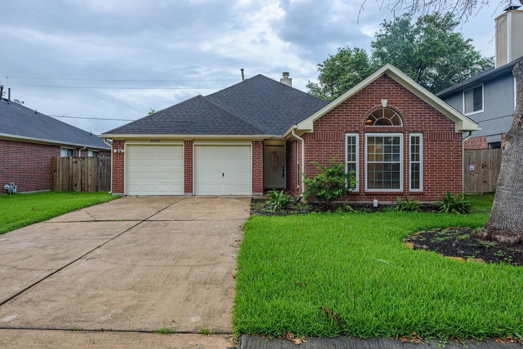 3503 Riverside Drive - Photo 3