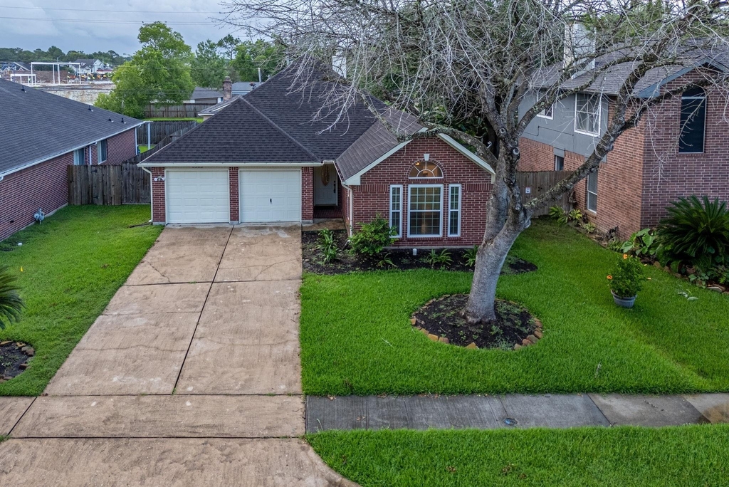 3503 Riverside Drive - Photo 1