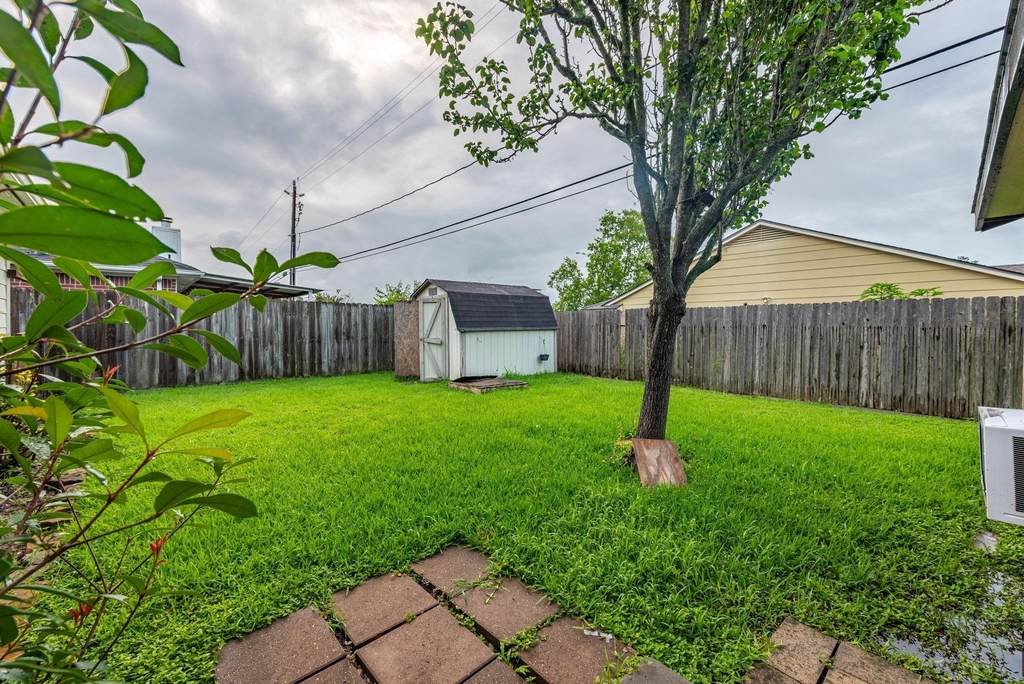 3503 Riverside Drive - Photo 23