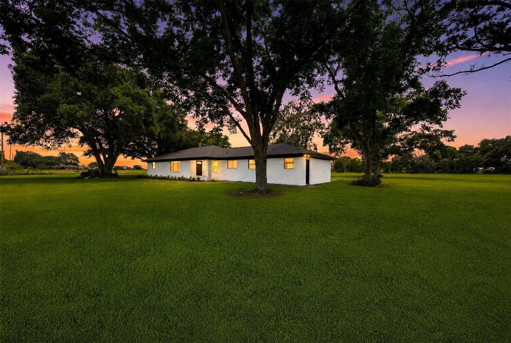 5443 Randon School Road - Photo 0