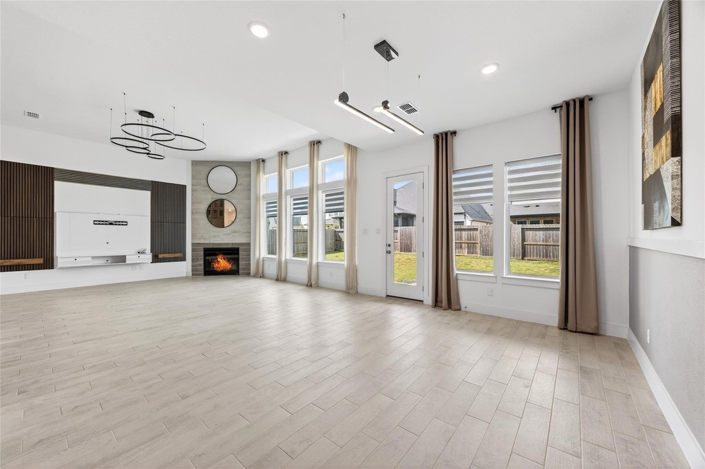 32018 Crested Knoll Court - Photo 12