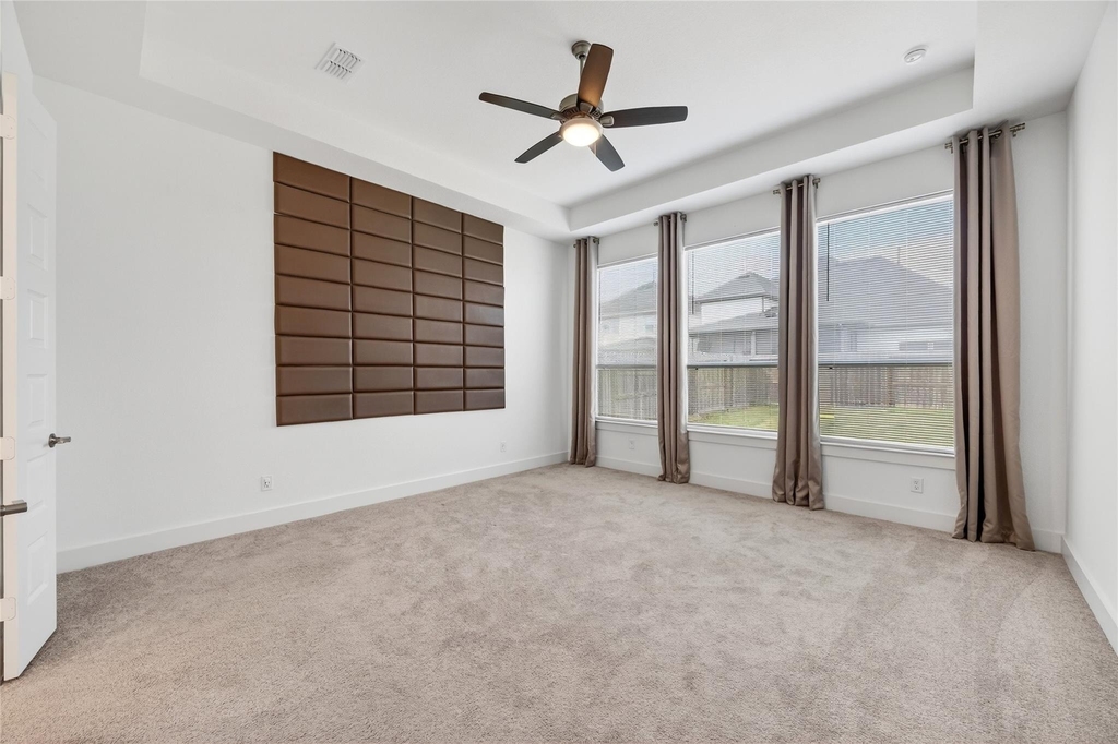 32018 Crested Knoll Court - Photo 21