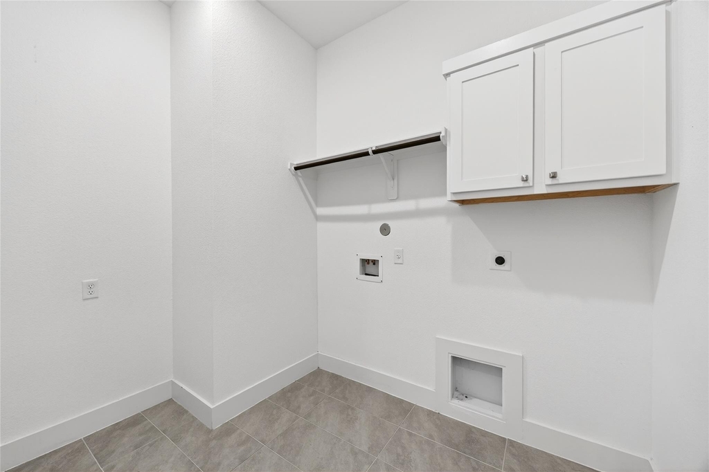 32018 Crested Knoll Court - Photo 44