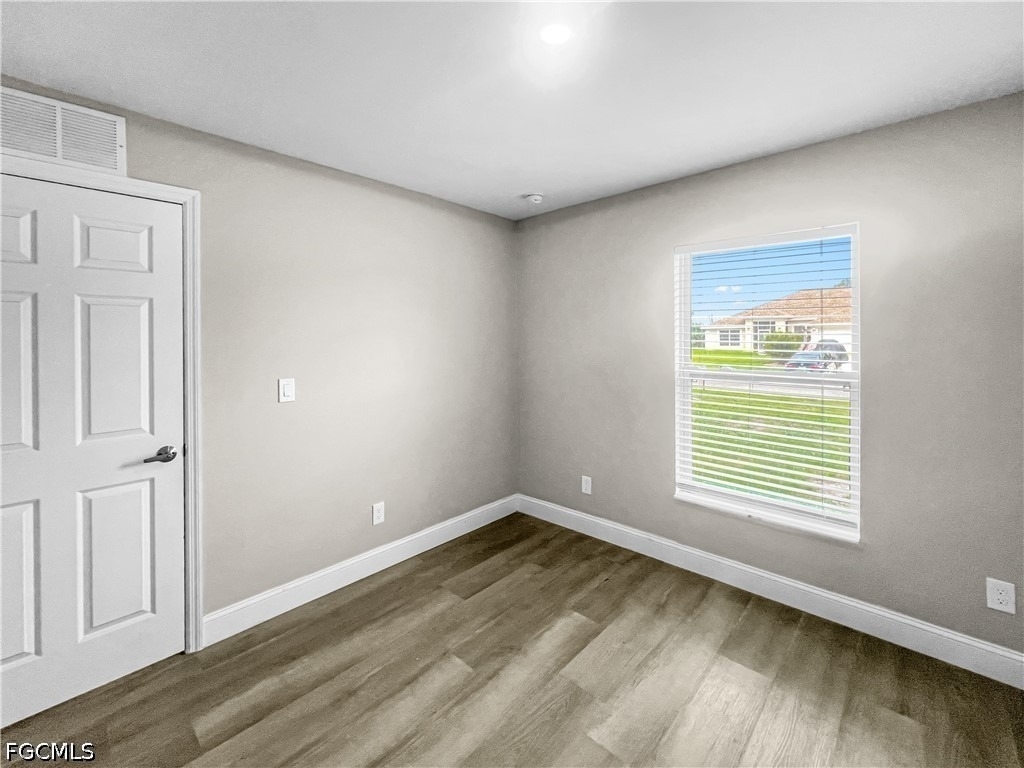 3309 10th Street W - Photo 28